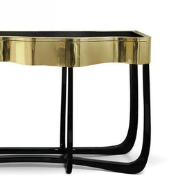 Chic Modern Table